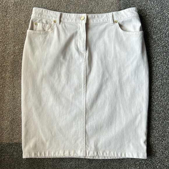J. McLaughlin Vanilla Cream Denim Skirt - 8 - Picture 1 of 12